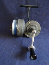 A VINTAGE PEZON & MICHEL LUXOR TROUT SIZE SPINNING REEL