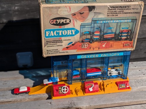 Jouet vintage 1971 - /, "factory"