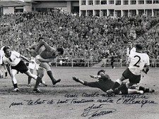B-341 : Modern HAND SIGNED 8x6 Photo FRANCE 1958 JUST FONTAINE