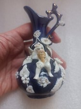 aiguière porcelaine miniature