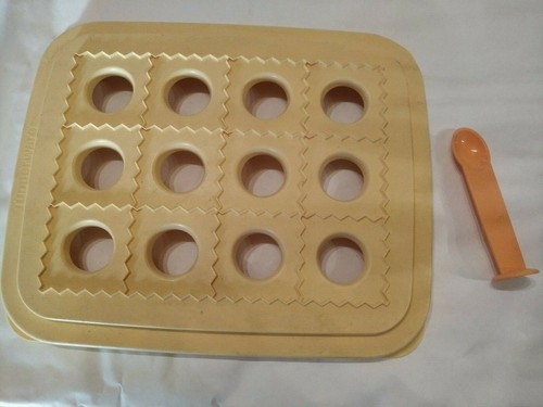 Tupperware plaque raviolis - plaque,