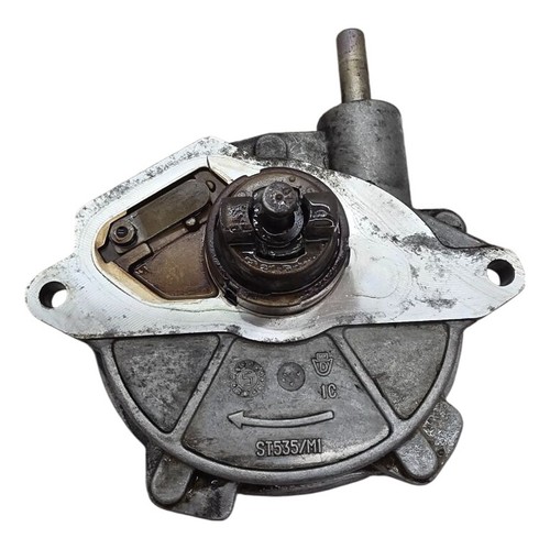 Mercedes class vacuum pump - c,