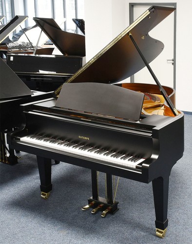 Euterpe piano queue - à,