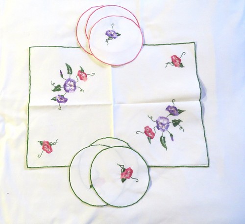 Nappe blanche brodee - brodee, fil
