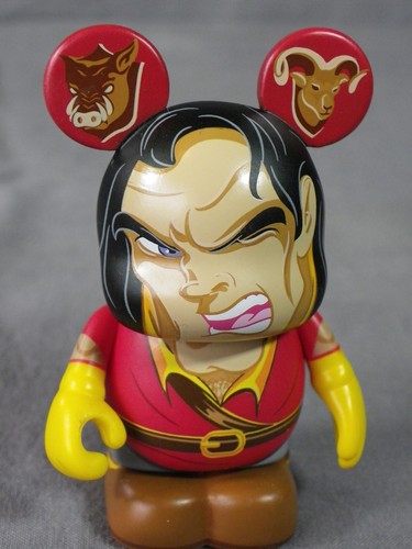 Gaston figurine disney - 3",
