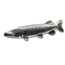Broche épingle brochet insigne étain grand poisson pêche brochet revers chape...