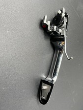 Poignée de porte avant gauche