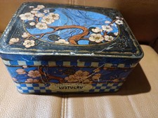 ancienne boite en métal