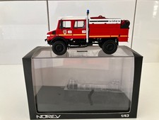 camion de pompier sides mercedes unimog norev  1/43 en très bon état 