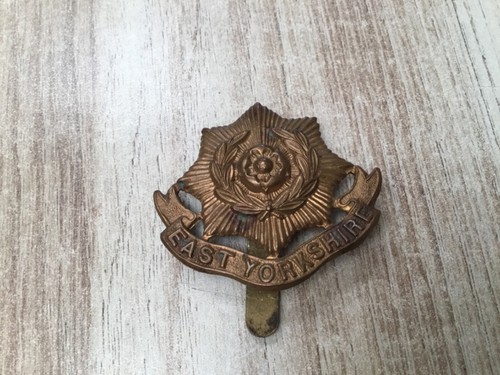 Cap badge anglais east - cap,