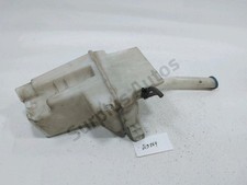 RESERVOIR DE LAVE GLACE AVANT