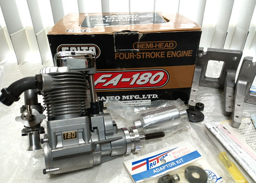 Saito 180 moteur quatre - fa-180, à
