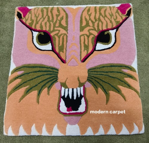 Tapis visage pieds - 3, fait