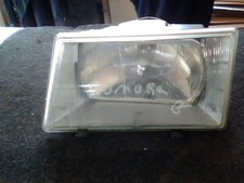 Optique avant principal gauche