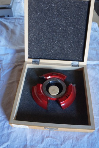 Molette pour machine outil - , a