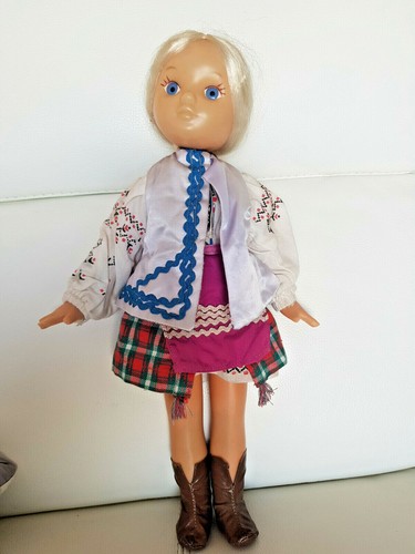 Jolie poupée ukrainienne - jolie,