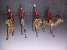 LOT DE 4 SOLDATS DE PLOMB DROMADAIRE ANCIEN