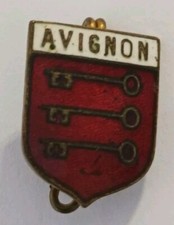 écussons BROCHE ANCIENNE