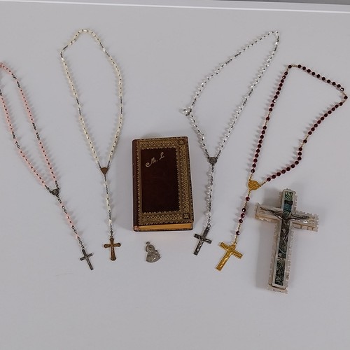 Lot anciens objets religieux - lot,