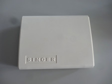 Boîte SINGER pour Accessoires de machine à coudre Singer