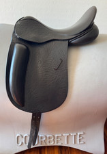 18" County Fusion Dressage