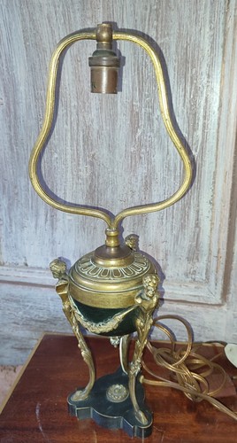 Lampe dite athénienne - , de