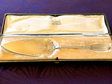 Splendide Pelle à Tarte en argent massif Vermeil.