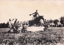 49 SAUMUR CAVALRY SCHOOL LE SAUT DE LA TABLE