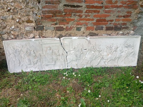 Ancienne grande frise moulage - grande,