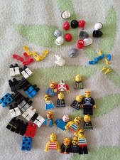 Lot personnages membres et