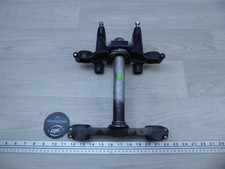 1981 Kawasaki GPz 550 K20933. triple tree steering stem clamp yoke
