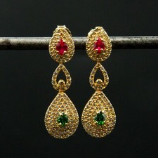 O815 -Boucles d'Oreille en Or jaune 18K, Béryl Rose/Vert Synthétique, Zirconia C