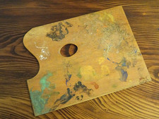 Ancienne palette de peintre en bois  dans son jus ...