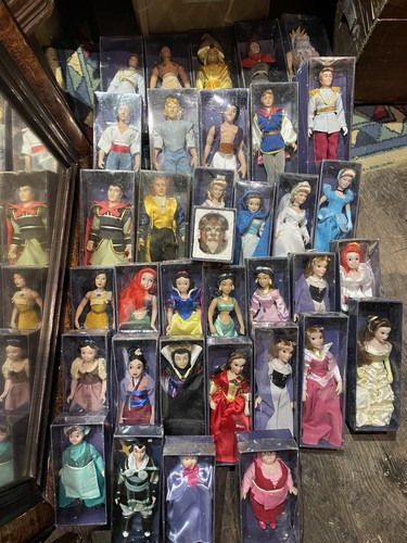 Lot poupées disney - lot, 35