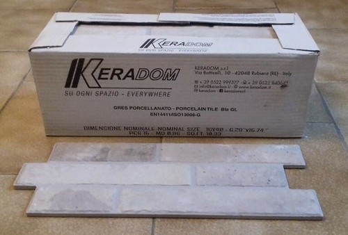 Carton carrelage mural - ,