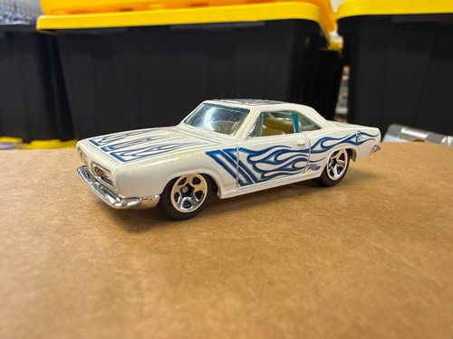 Hot wheels loose - mystery, model
