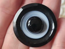 Superbe et gros bouton ancien