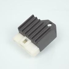 Régulateur redresseur de