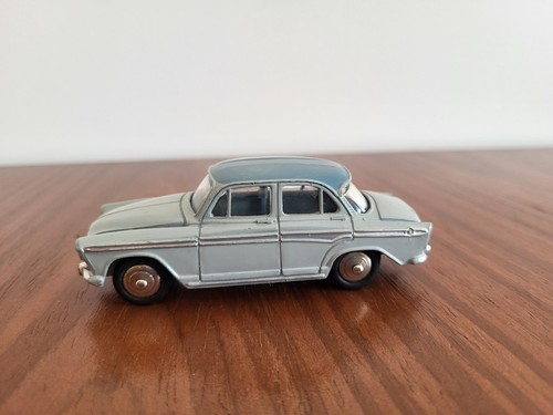 Dinky toys 544 simca - dinky,