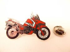 Pin's Pins Pin Badge -SUZUKI - DR - 750? / 800? MOTORCYCLE / MOTORBIKE -