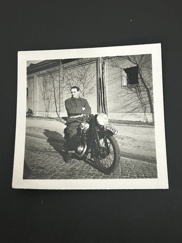 Photo moto ancienne - moto,