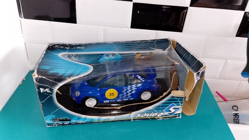 2905251 defaut voiture 18 - defaut, 1/18