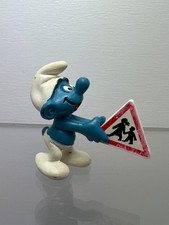 Figurine schtroumpfs panneau