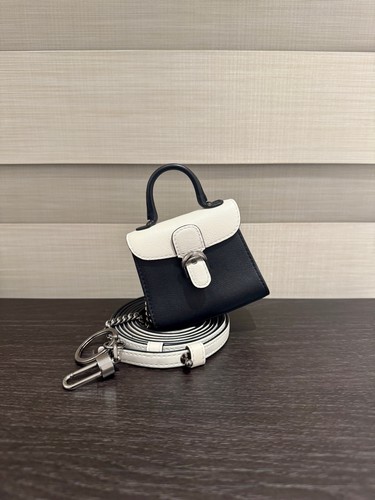 Delvaux pre owned authentic - delvaux, pre-owned