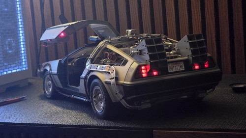 Eaglemoss models delorean - eaglemoss,