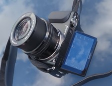 SONY alpha NEX-3N noir + 16-50