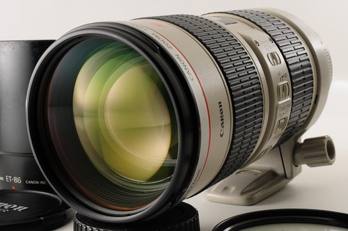 Near mint hood canon - [near, w/hood]