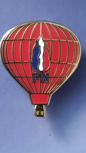 Montgolfière rouge pin s - montgolfière,
