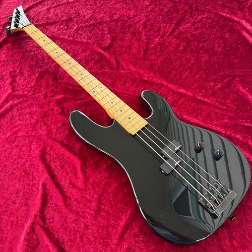 Charvel precision bass type - 1b,