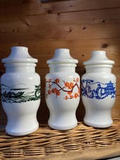 Lot de 3 grands pots d'apothicaire en opaline, 1970, décor japonisant, vintage.